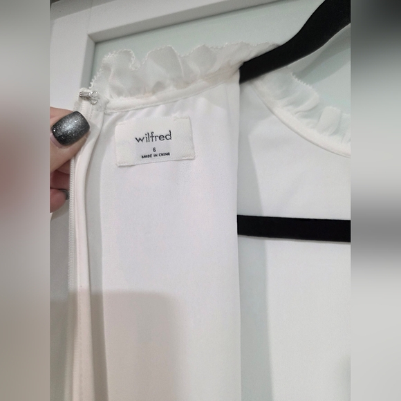 Wilfred Aritzia Swept Dress Puff-sleeve chiffon mini dress - Picture 17 of 17